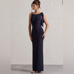 Elegant Navy Blue Evening Gown